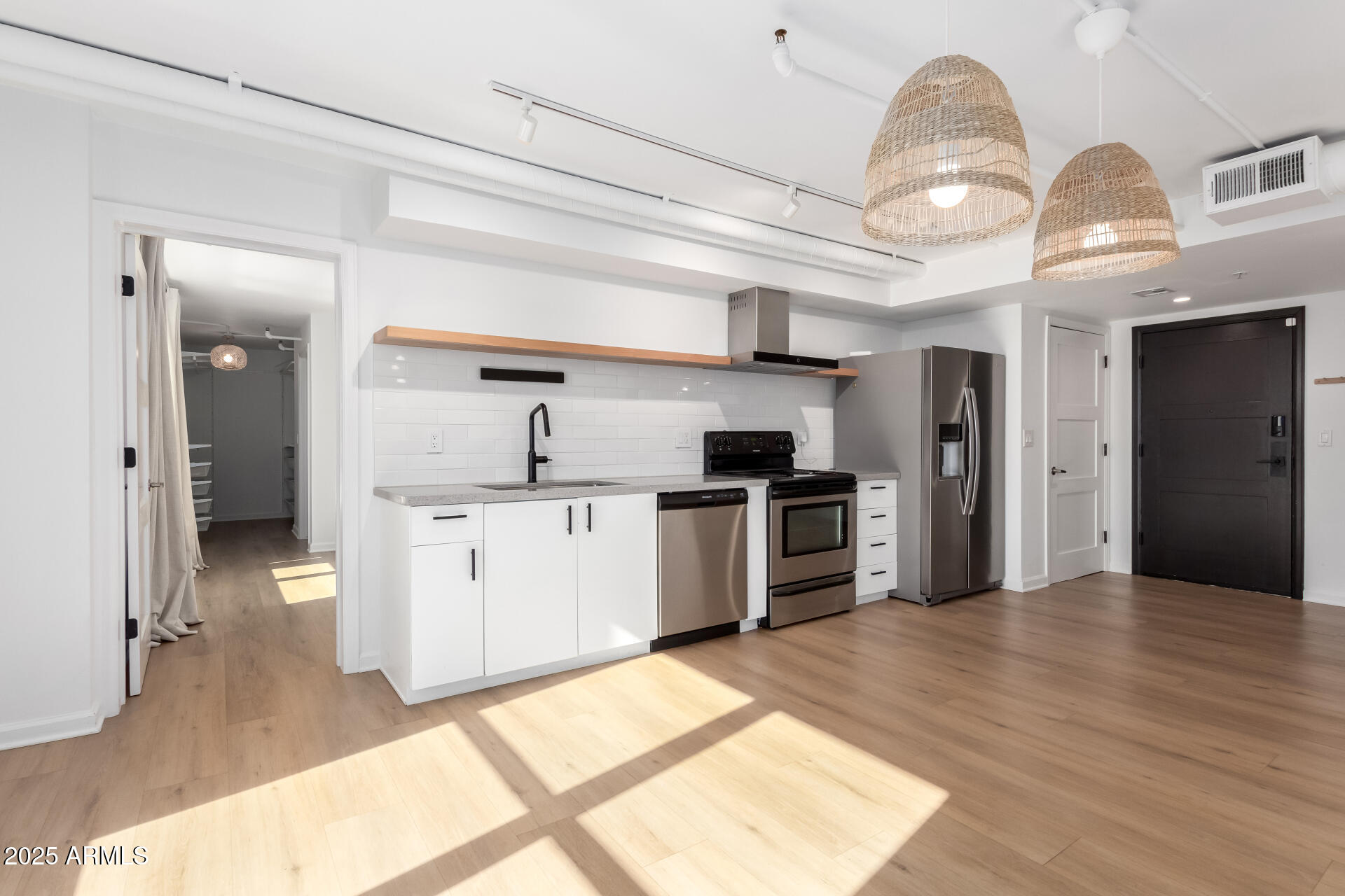 535 W THOMAS Road 508