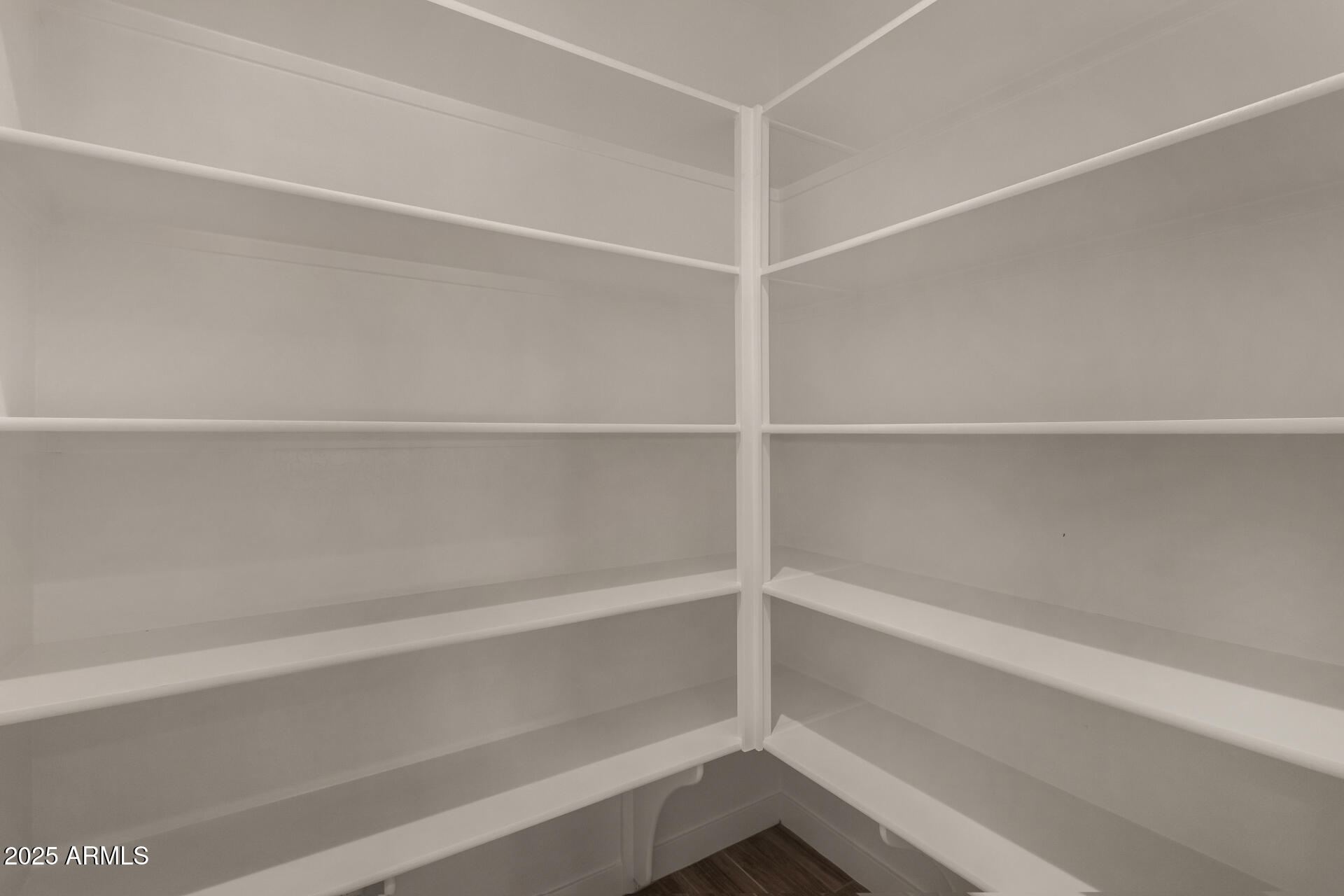 18194 W ELIZABETH Avenue