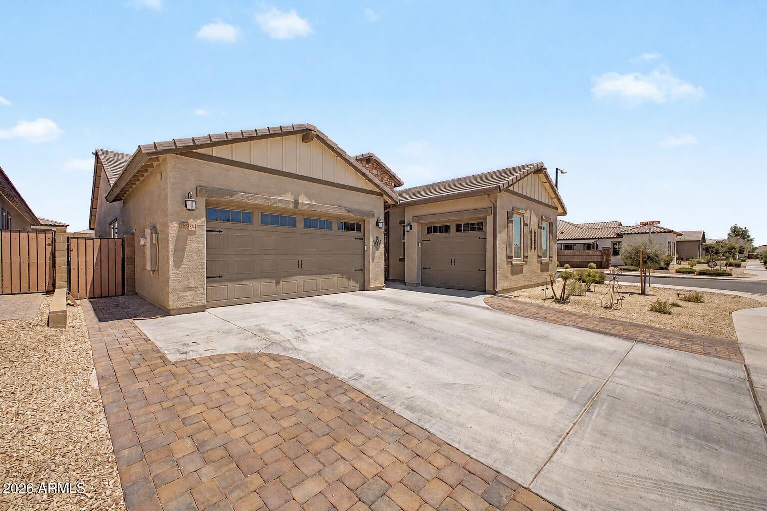 18904 W LAUREL Lane