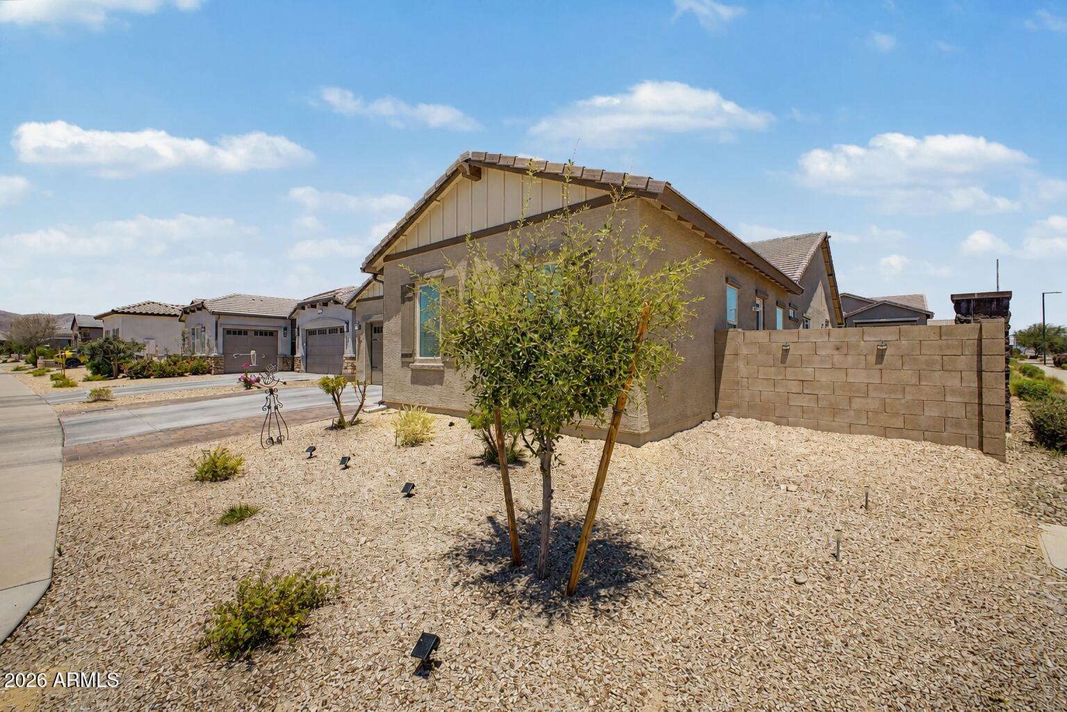 18904 W LAUREL Lane