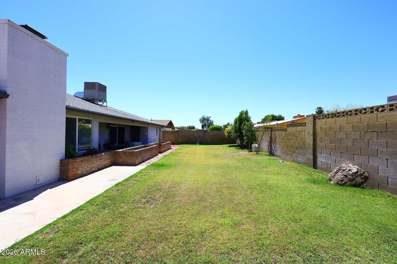4318 W CORRINE Drive