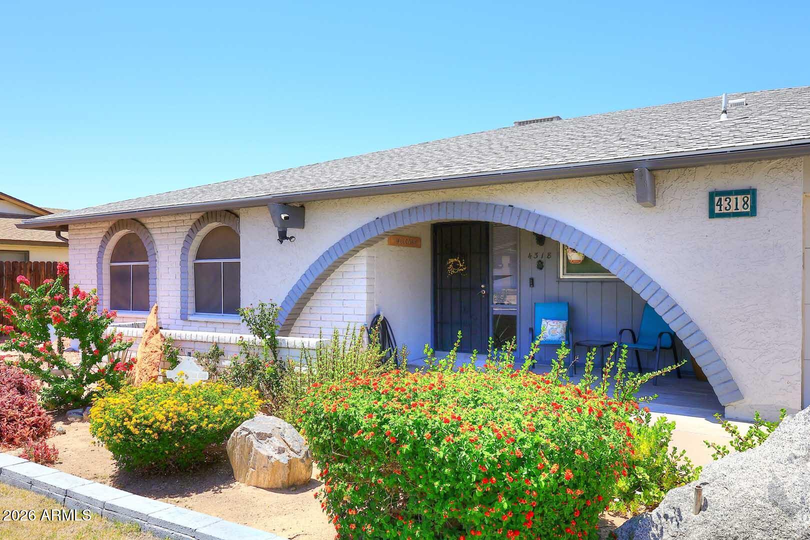 4318 W CORRINE Drive
