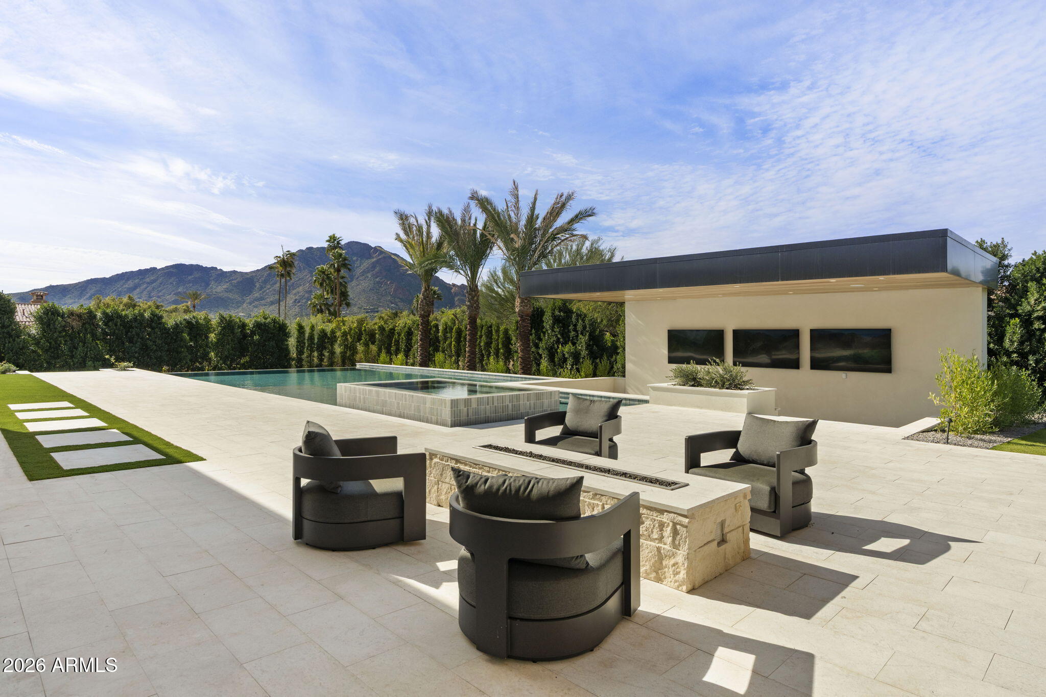 6724 N 62ND Street N