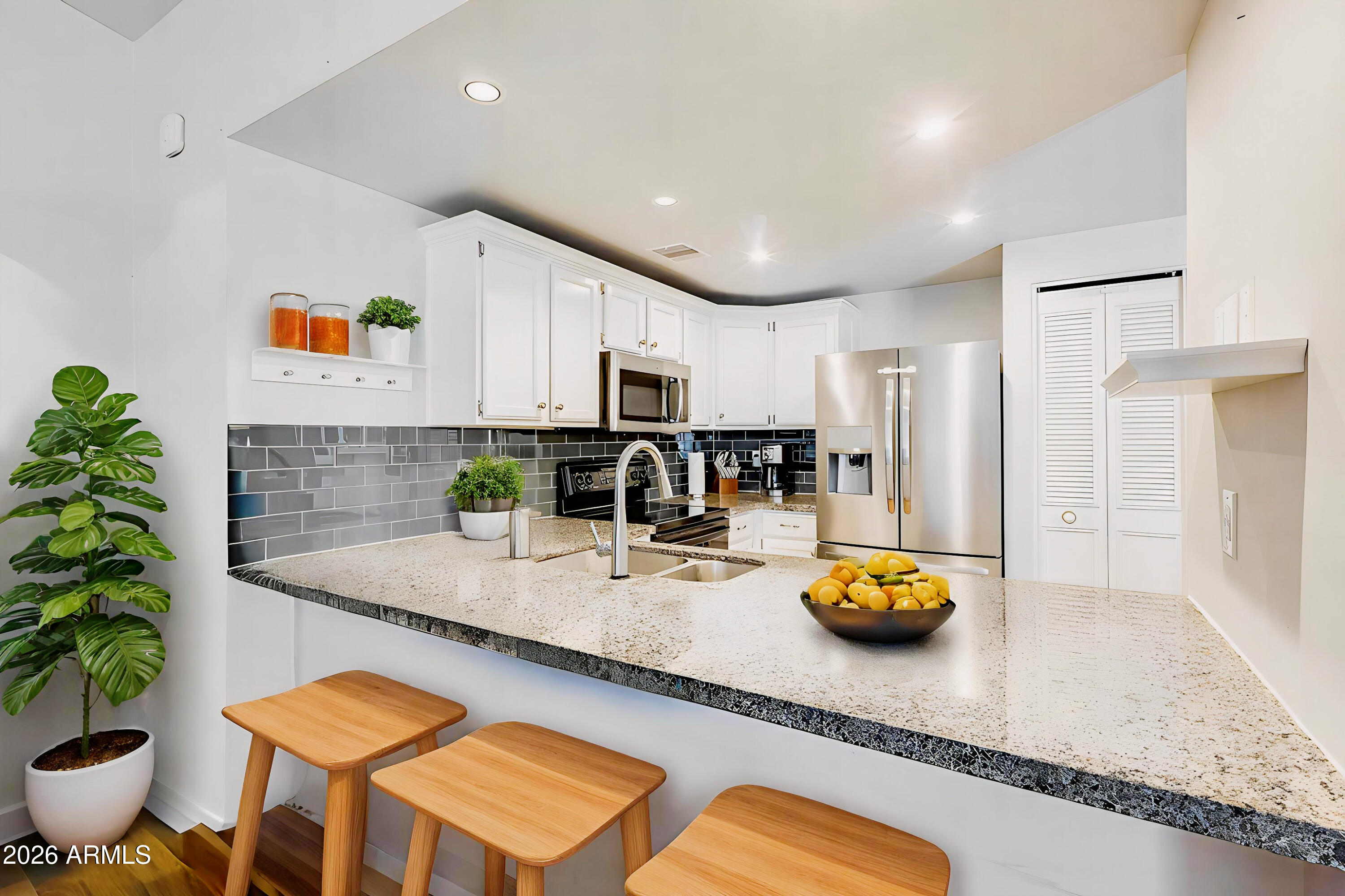 1771 W MARIPOSA Court