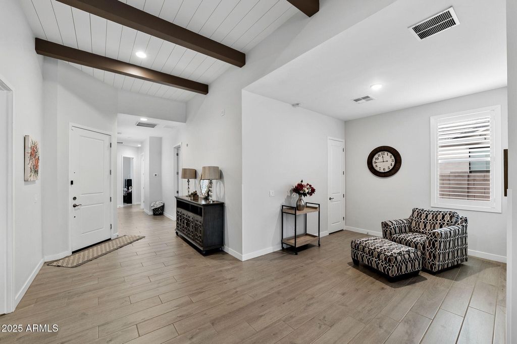 Photo of 1294 E La Fortuna Court, San Tan Valley, AZ 85140 (MLS # 6959728)