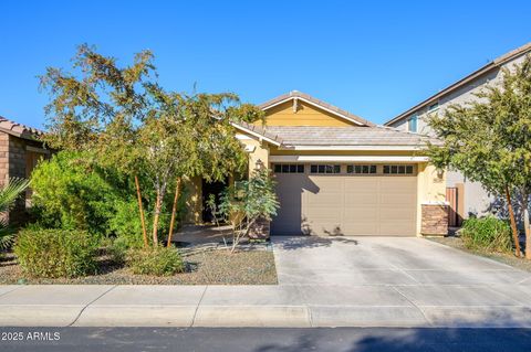 9138 W SELLS Drive Phoenix AZ 85037