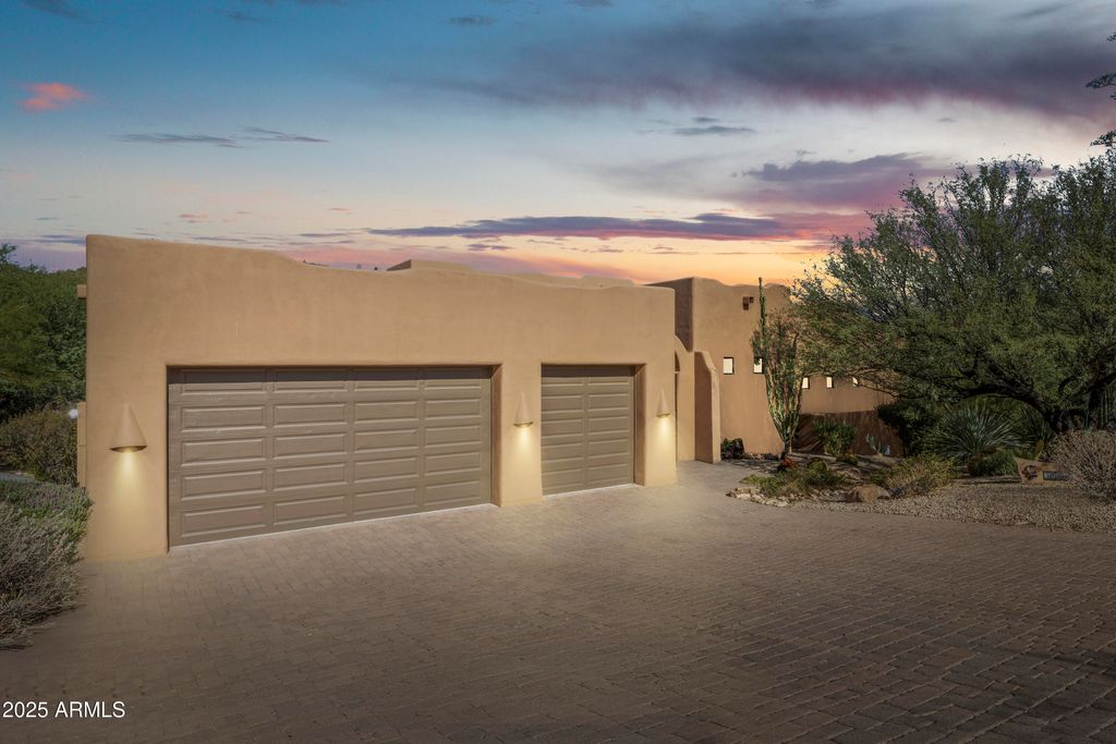 Photo of 38467 N Fairway Trail, Cave Creek, AZ 85331 (MLS # 6921345)