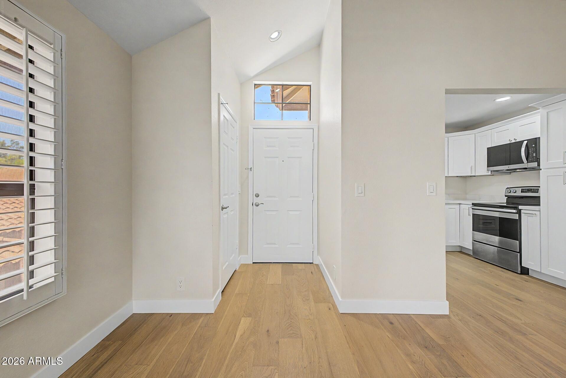 8700 E MOUNTAIN VIEW Road 2059