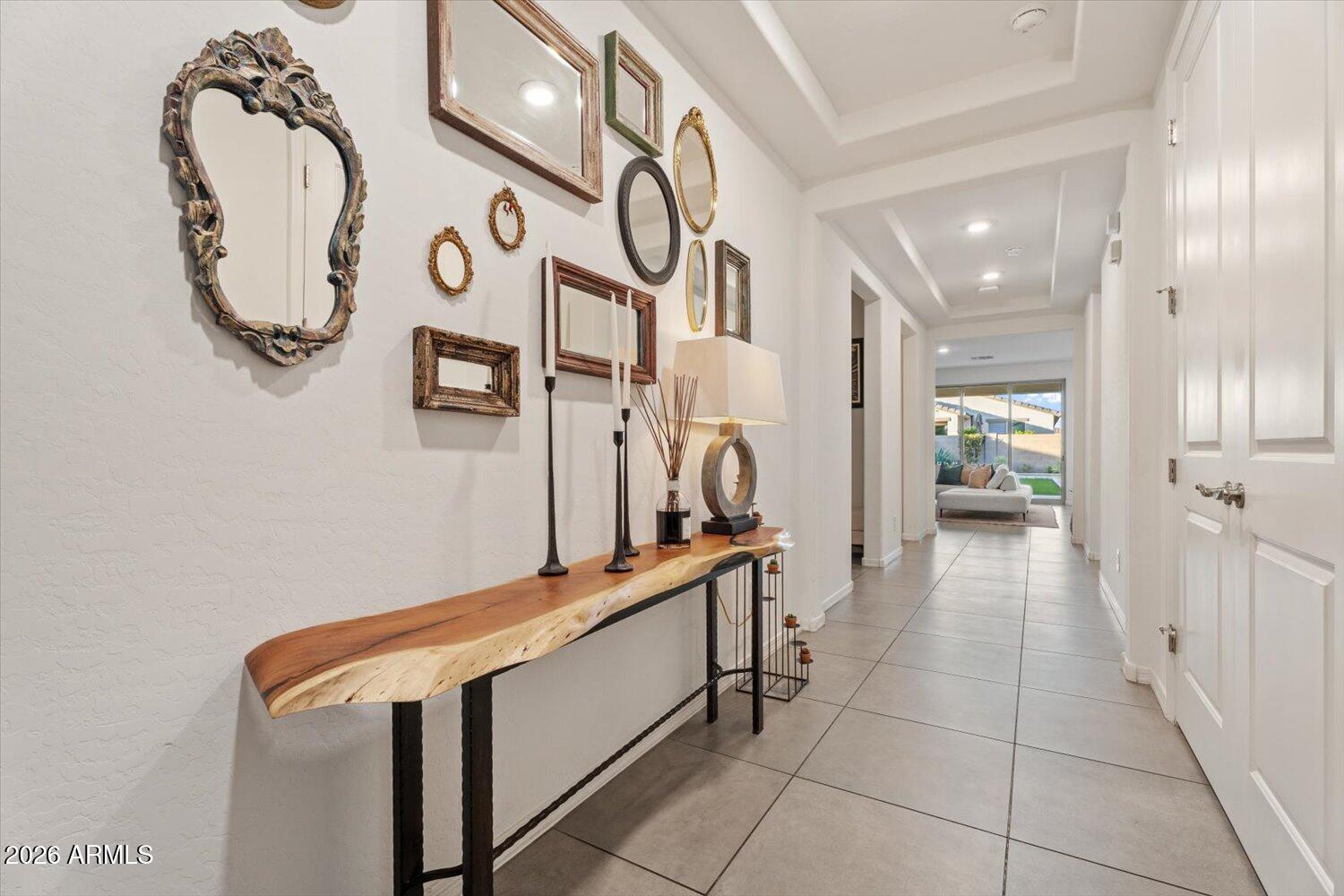 19934 W GLENROSA Avenue