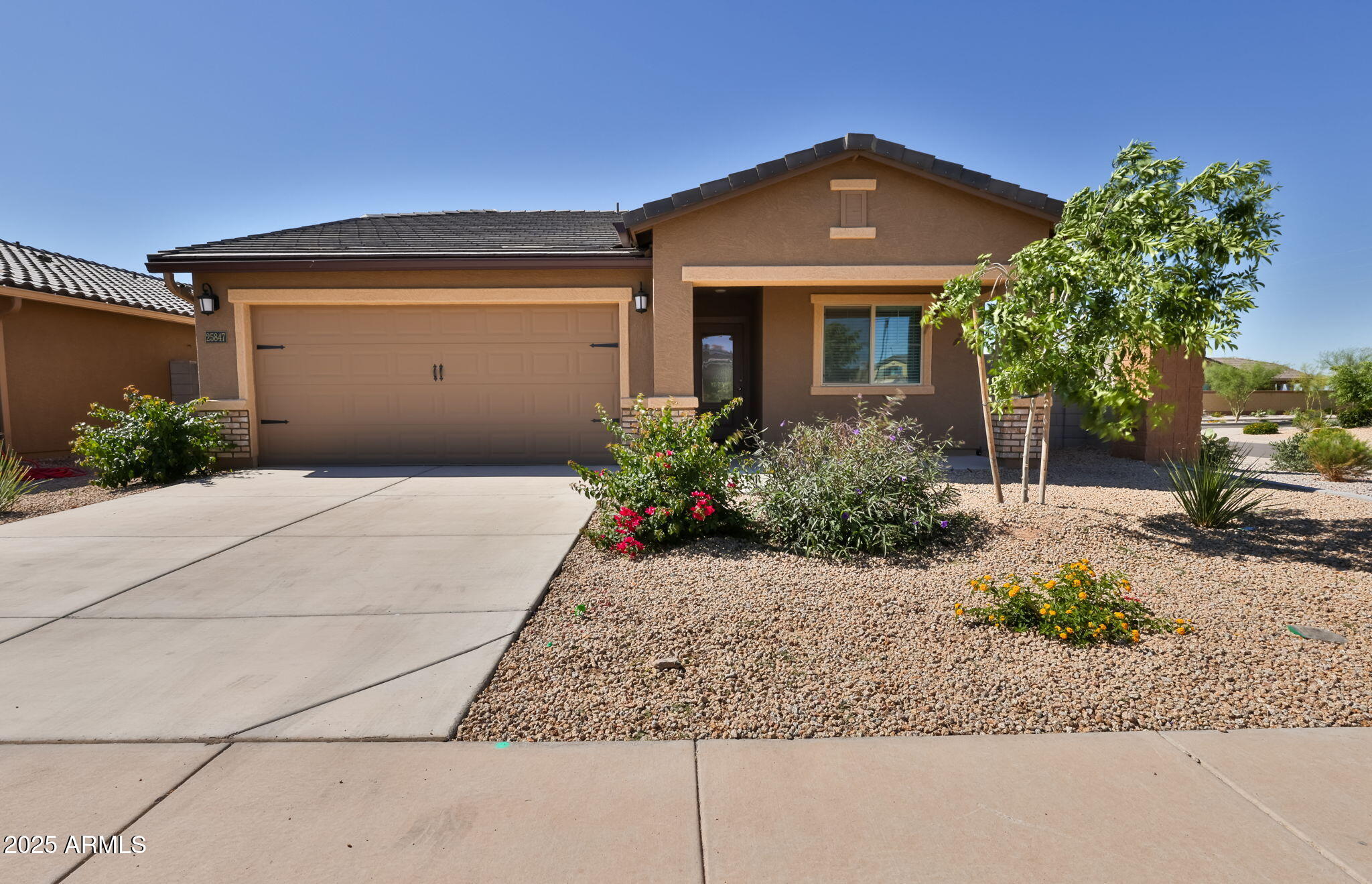 25847 W WINSTON Drive