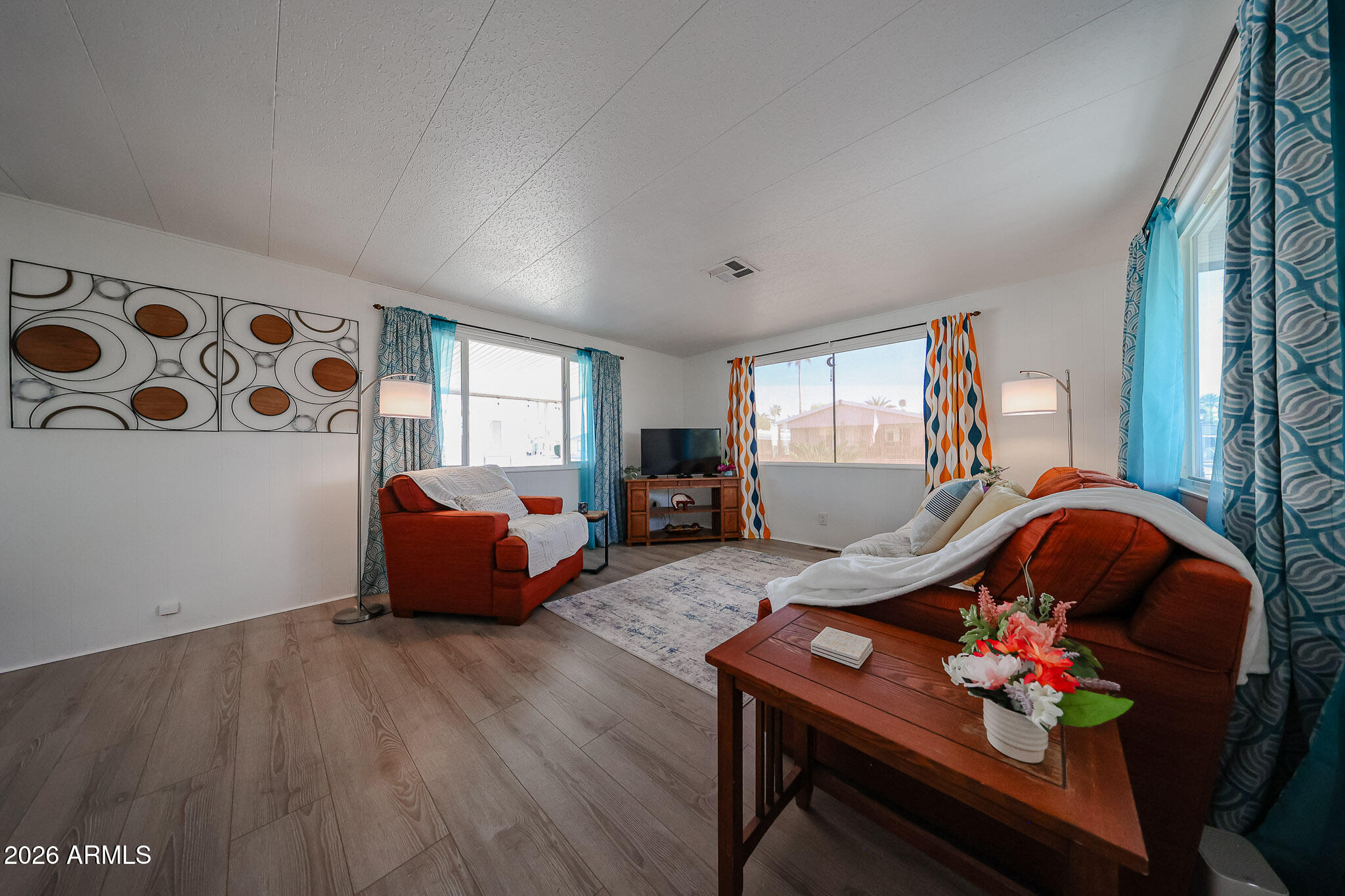 3104 E BROADWAY Road 216