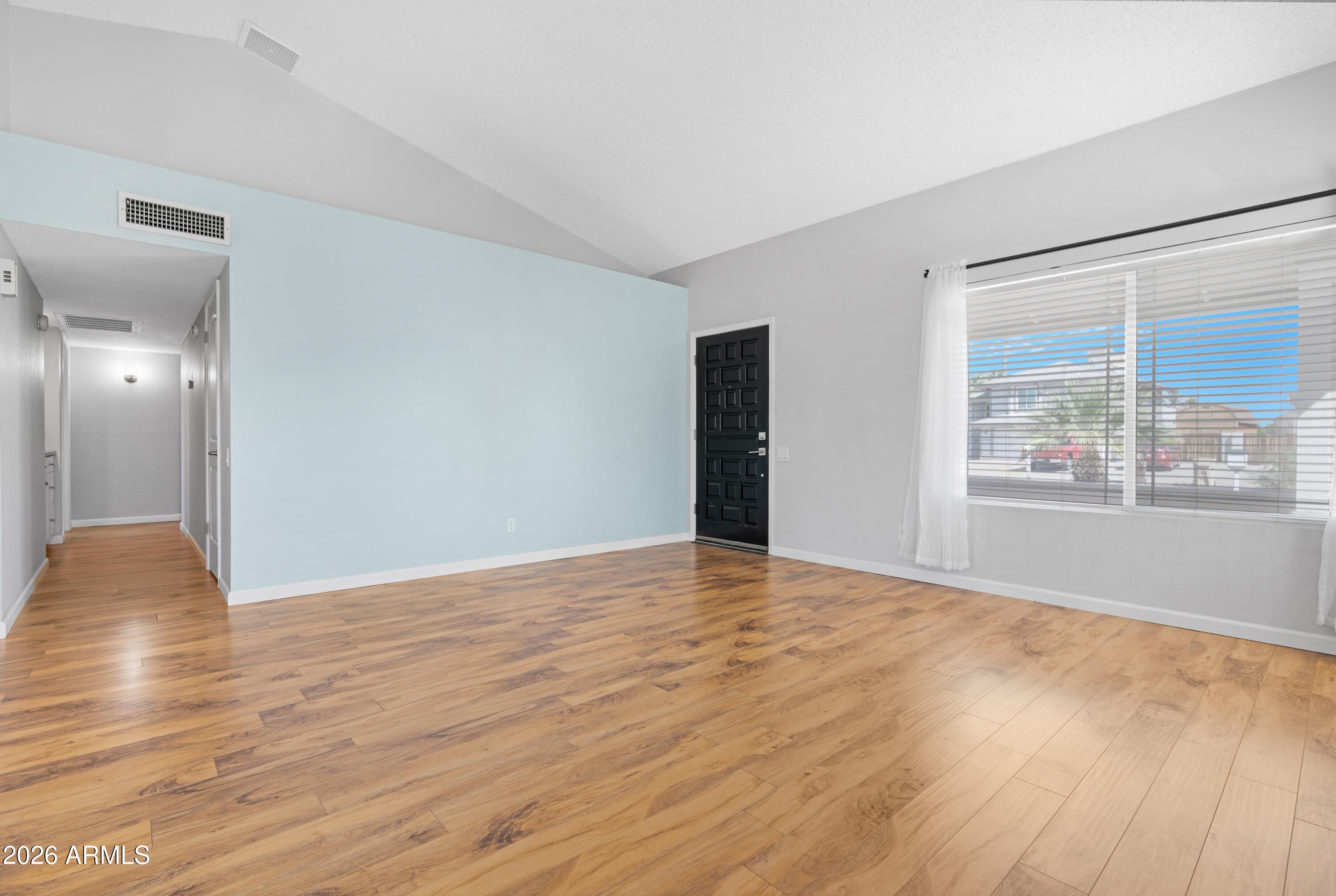 8009 W Pershing Avenue