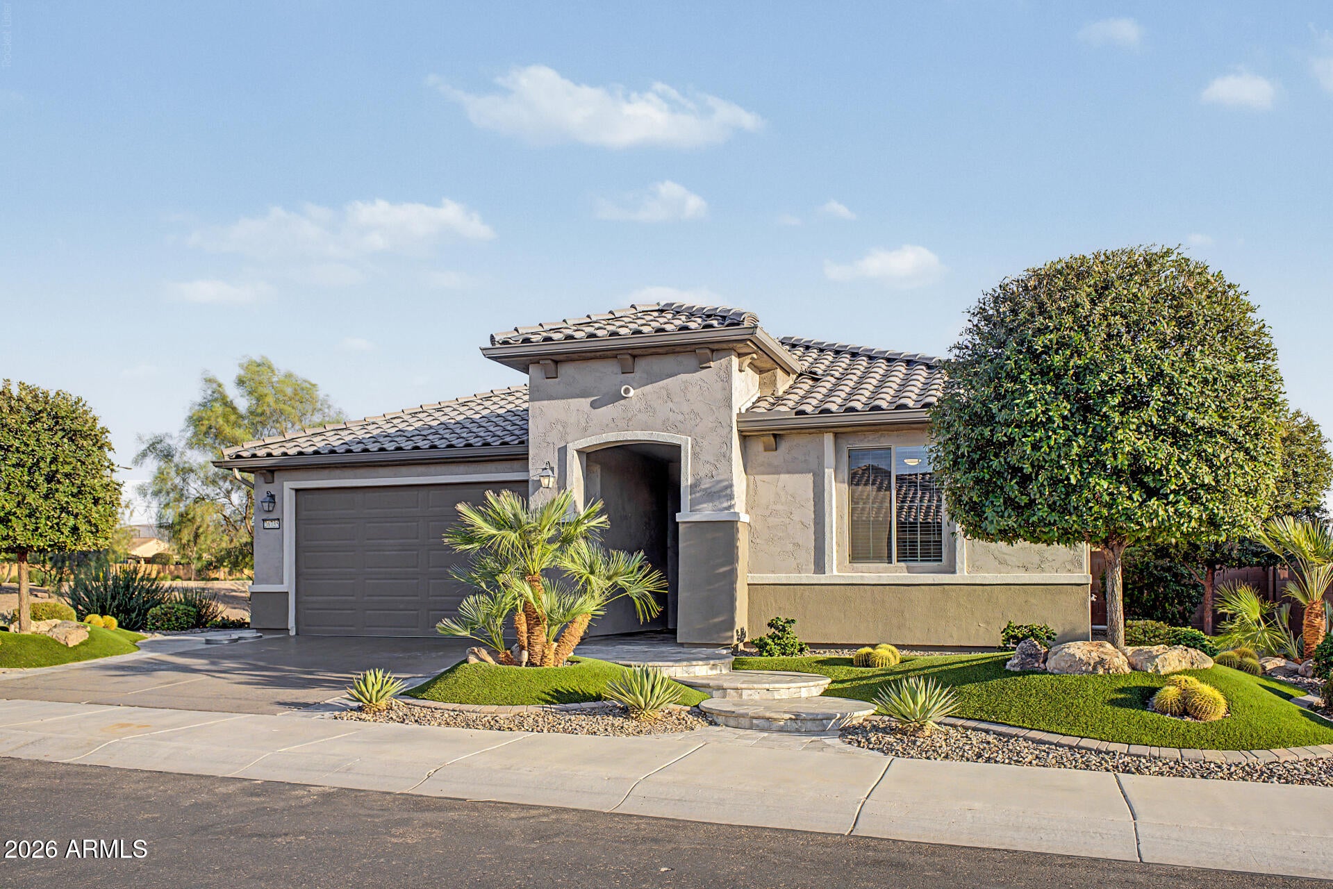 26735 W QUAIL Avenue