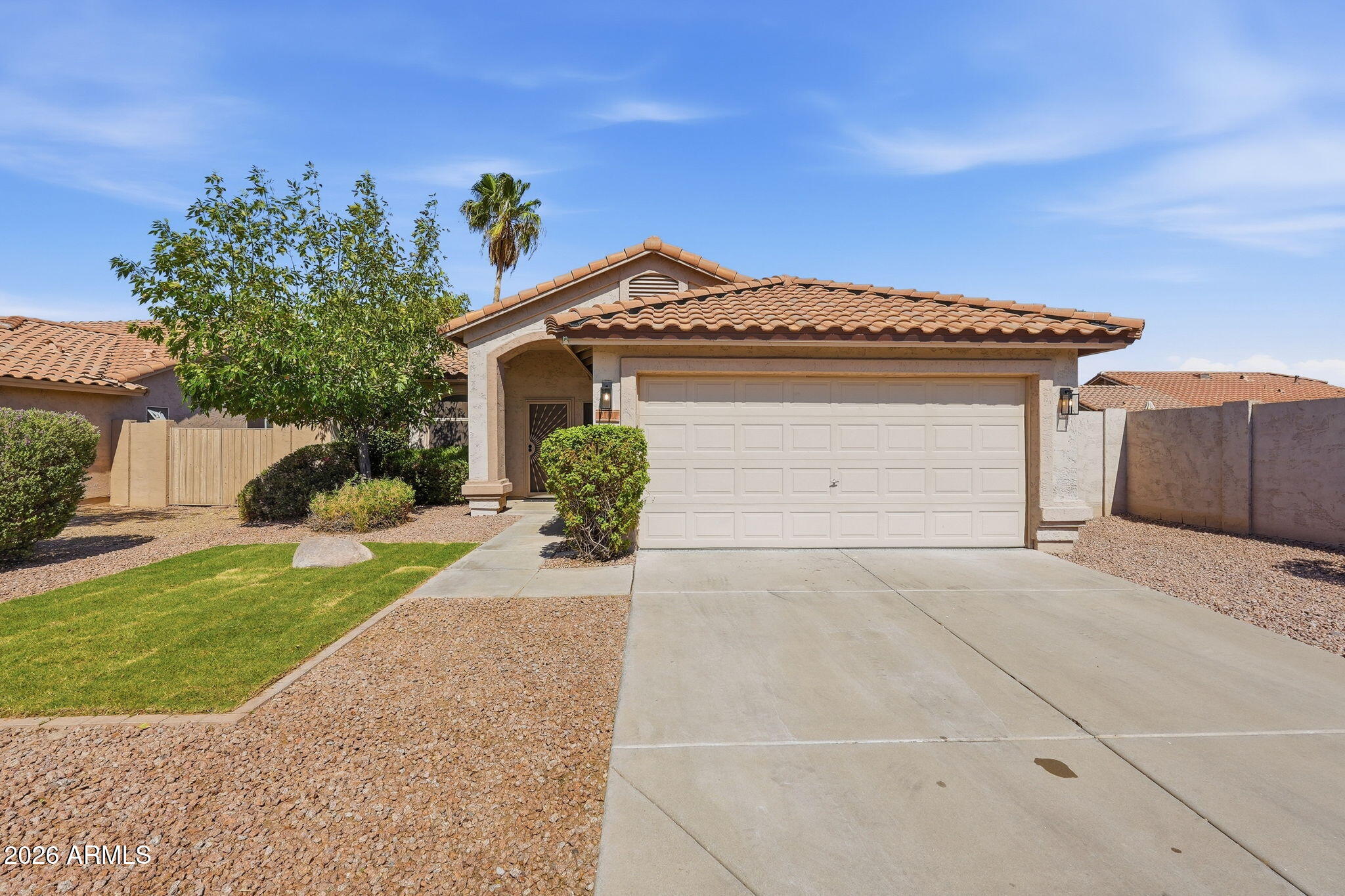 2141 S Navajo Way