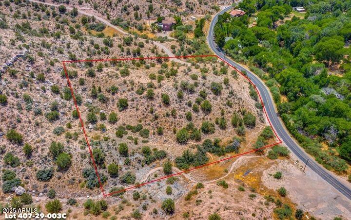 003c N Page Springs Road -