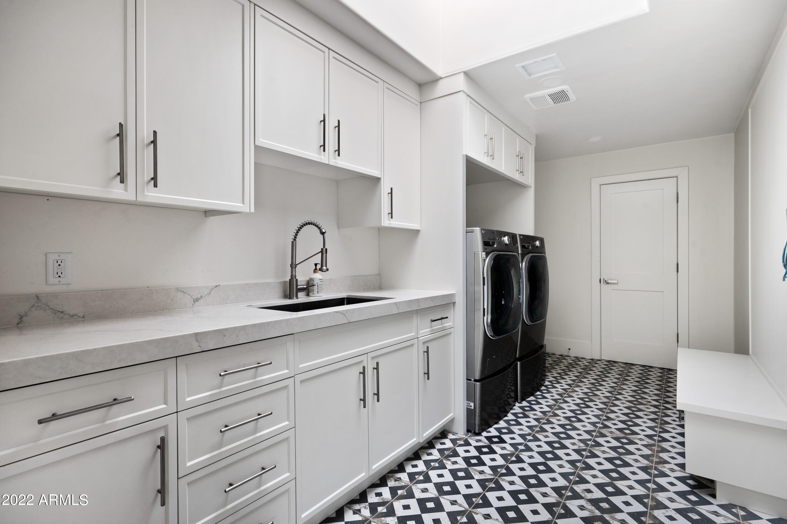 PINNACLE PEAK COUNTRY CLUB - Residential