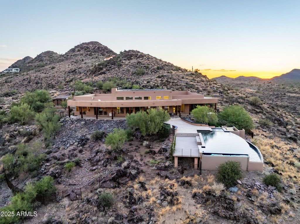 Photo of 5040 E Rockaway Hills Drive, Cave Creek, AZ 85331 (MLS # 6925587)