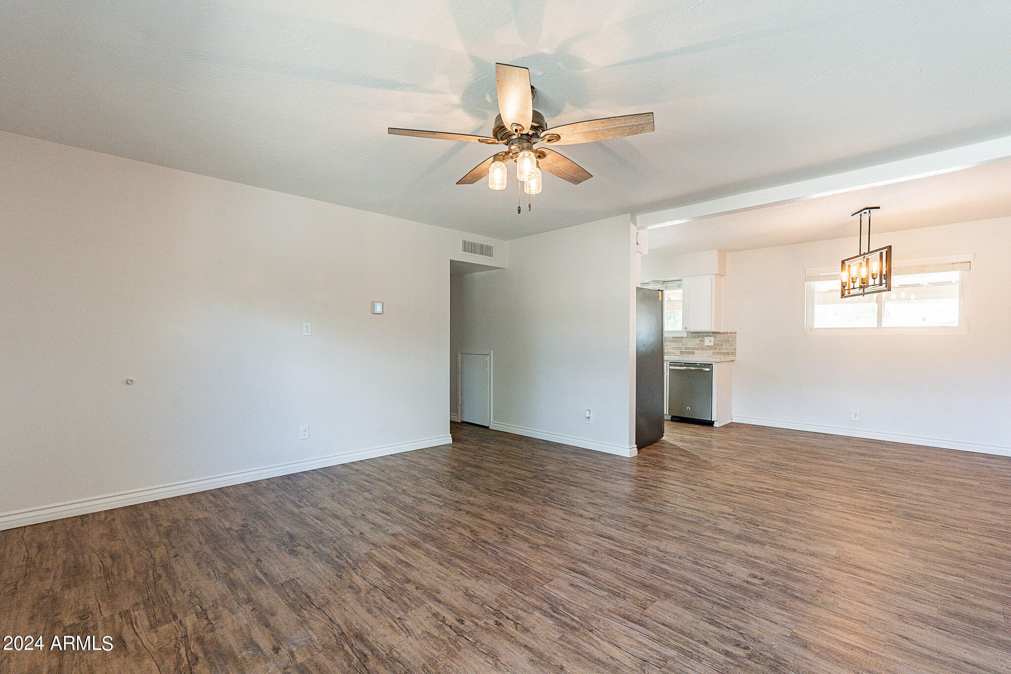 4943 E INDIAN SCHOOL Road 4
