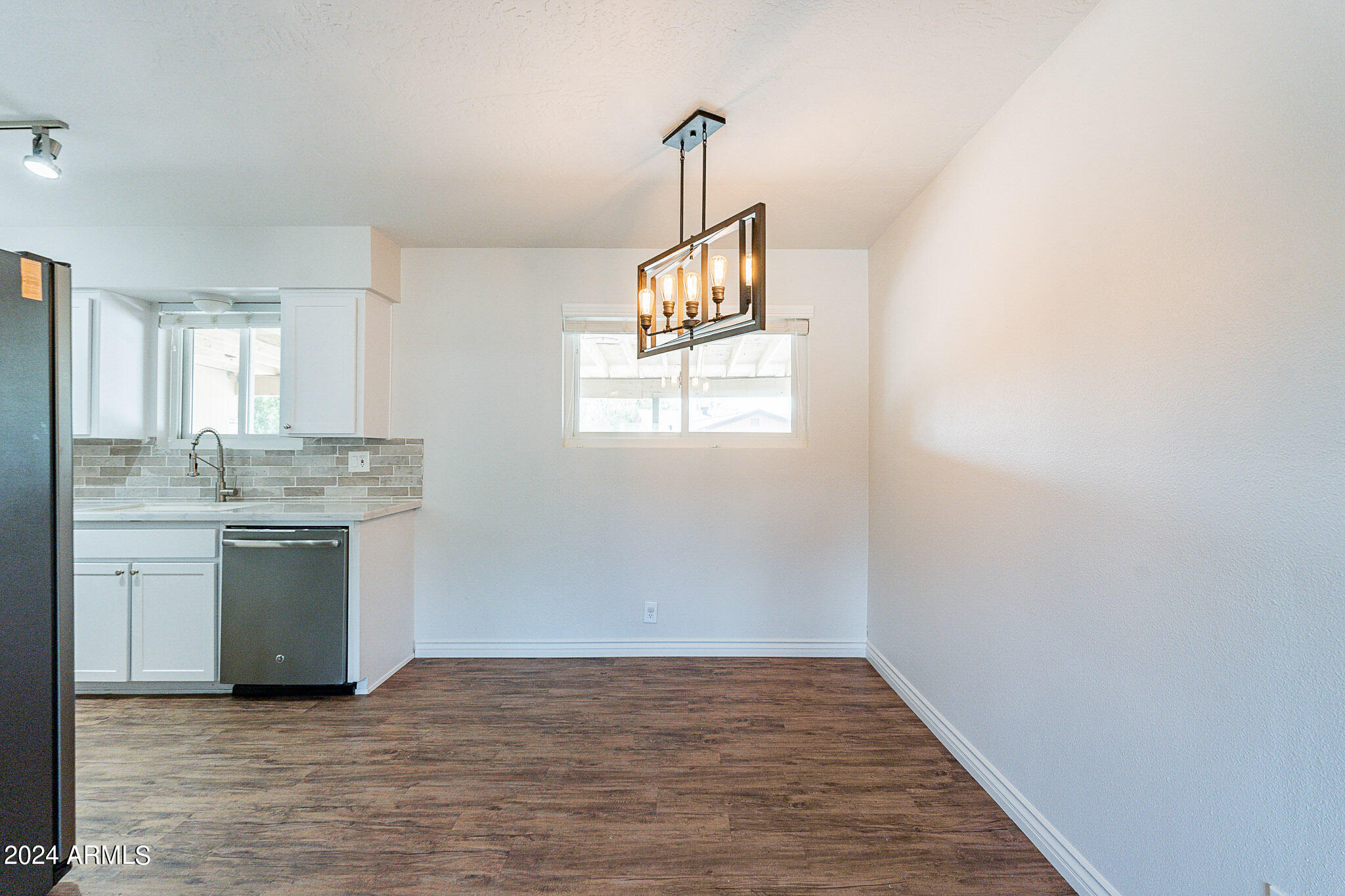 4943 E INDIAN SCHOOL Road 4