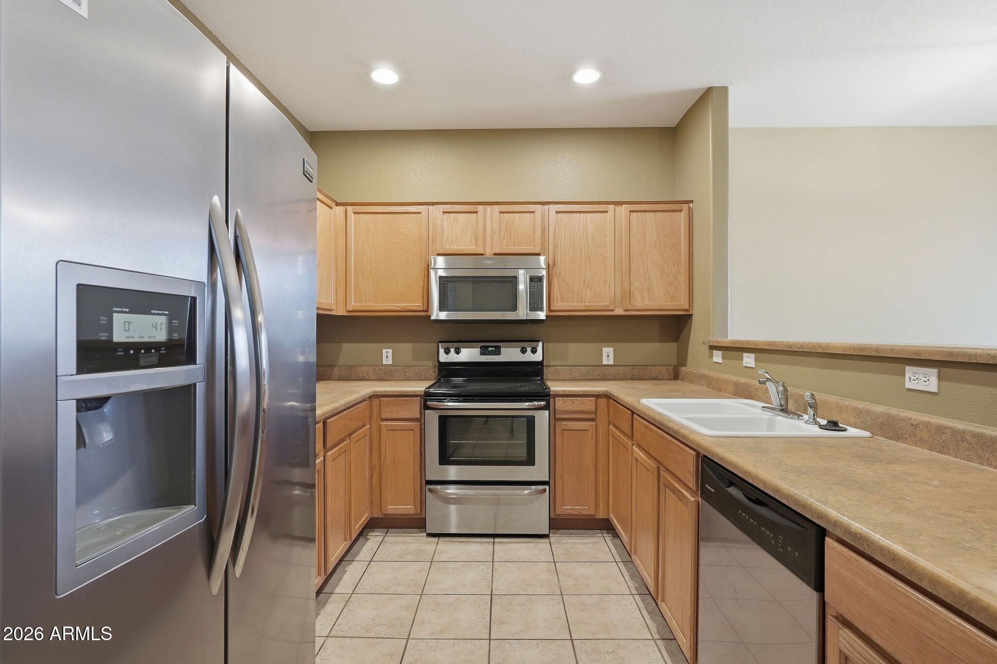 1335 E JUNE Street 239