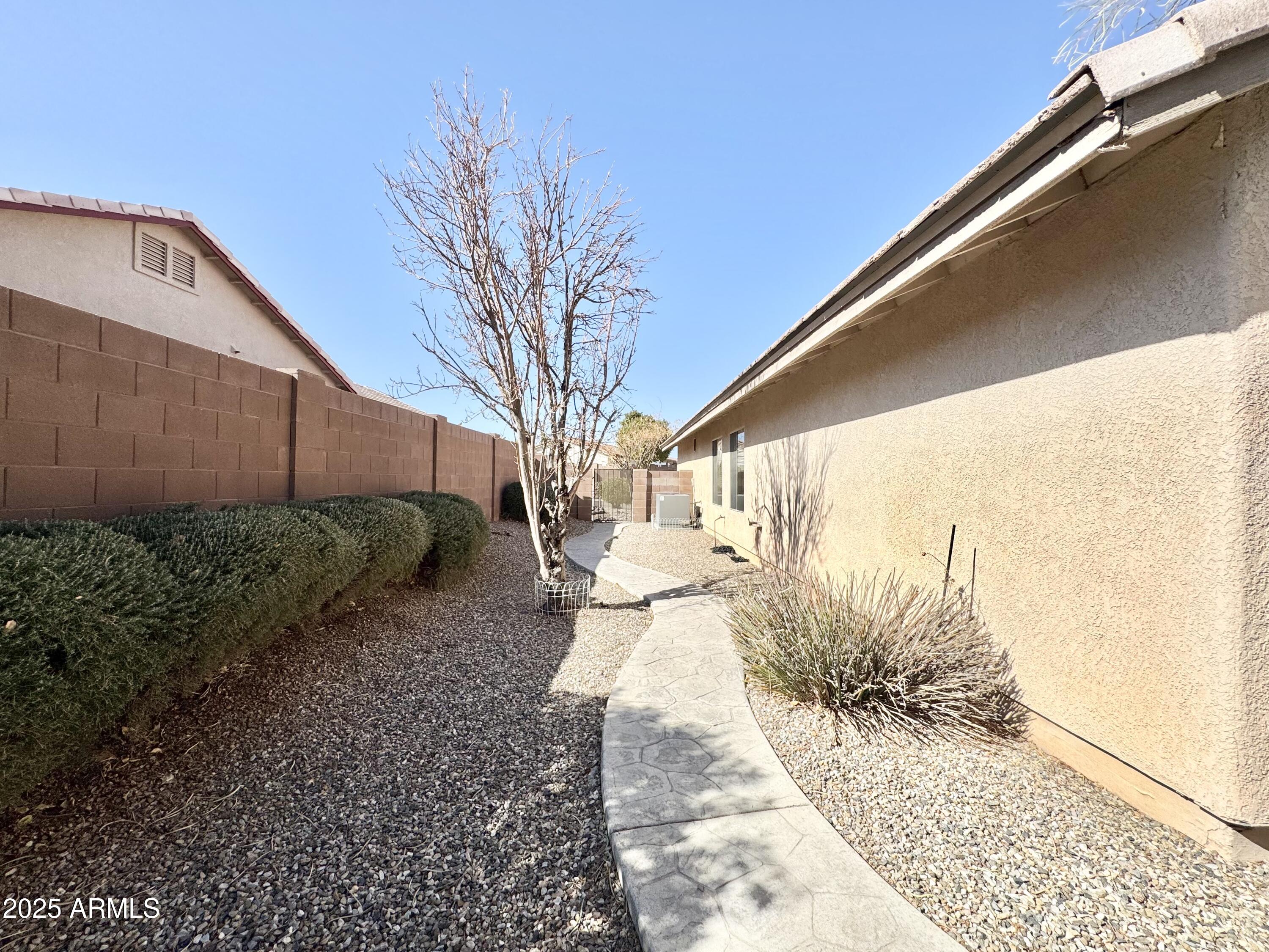 REMINGTON PARK WEST ESTATES - Residential