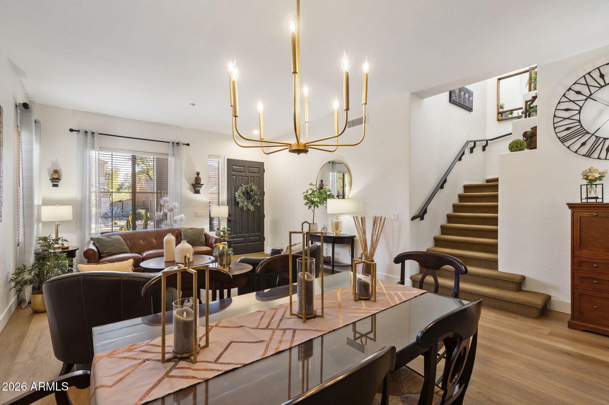 10460 E Meadowhill Drive