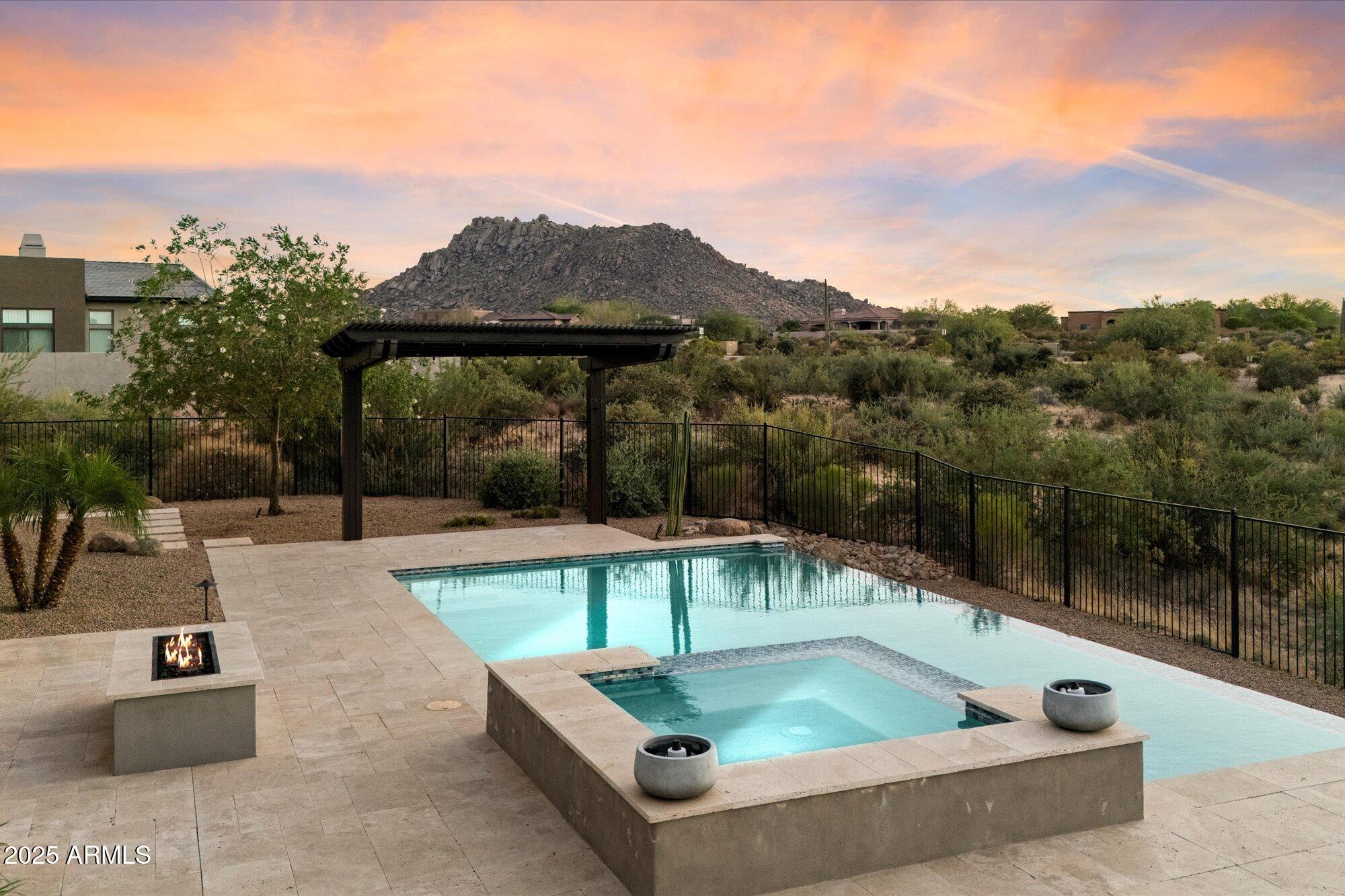 BOULDER RANCH - Residential