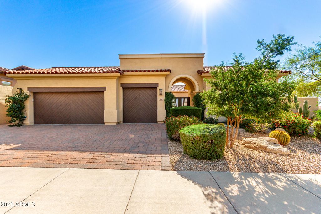 Photo of 7407 E Camino Rayo De Luz E, Scottsdale, AZ 85266 (MLS # 6946112)