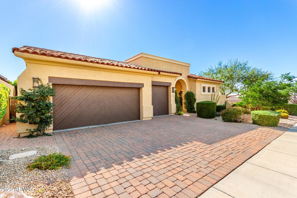 Photo of 7407 E Camino Rayo De Luz E, Scottsdale, AZ 85266 (MLS # 6946112)