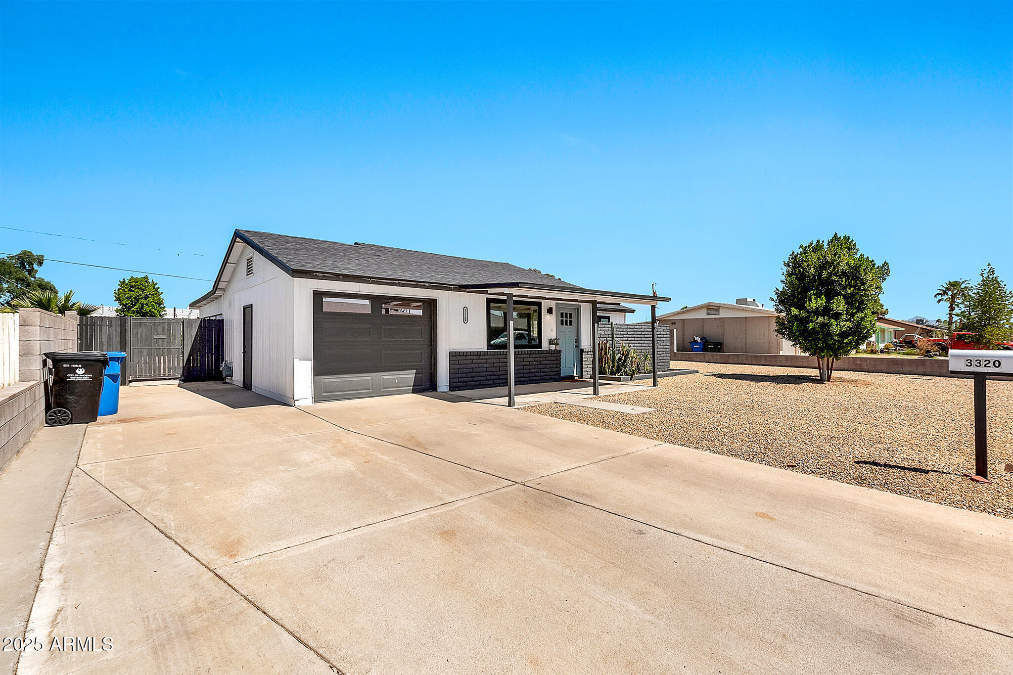3320 E CLAIRE Drive
