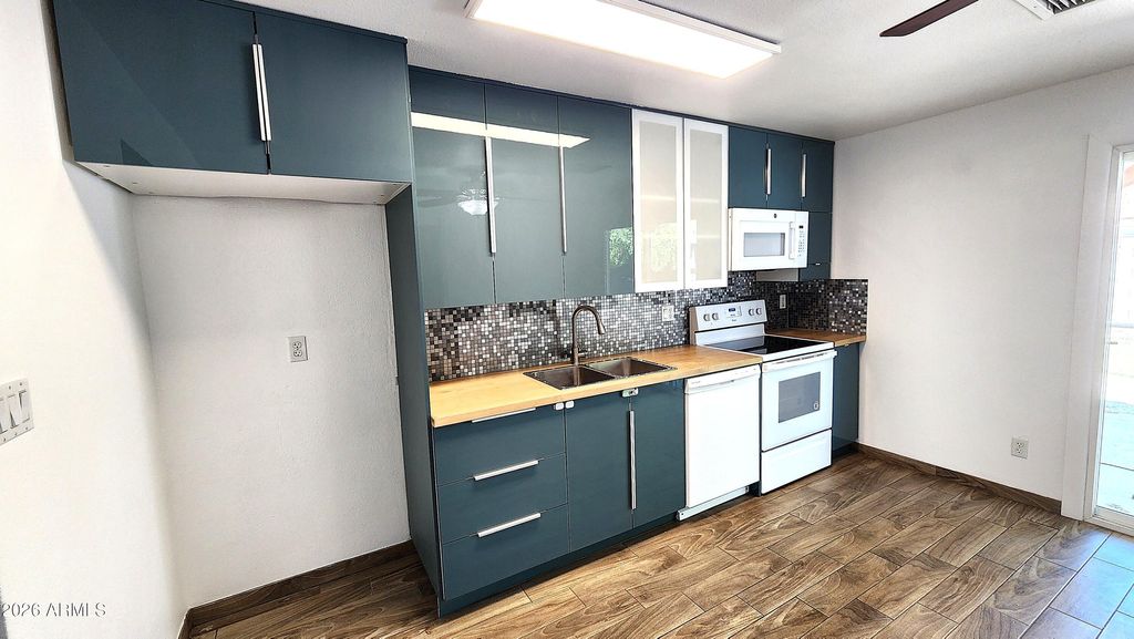 Photo of 3524 E Winchcomb Drive, Phoenix, AZ 85032 (MLS # 7031908)