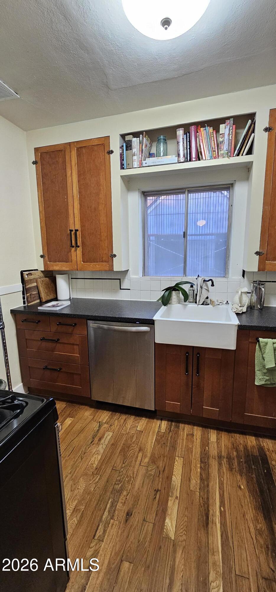 1309 E WILLETTA Street