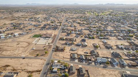 A home in Arizona City