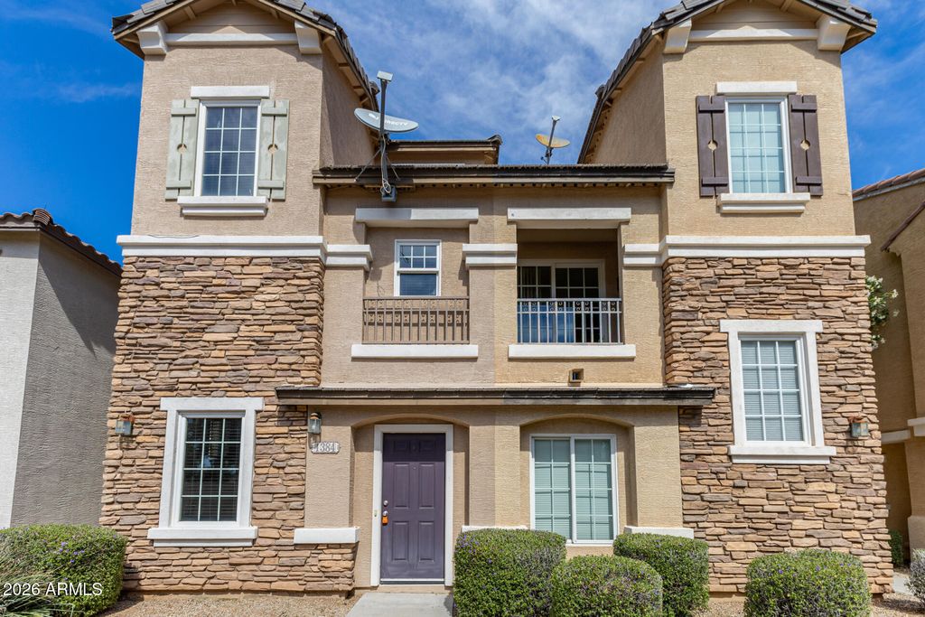 Photo of 1384 S Sabino Drive, Gilbert, AZ 85296 (MLS # 6995607)