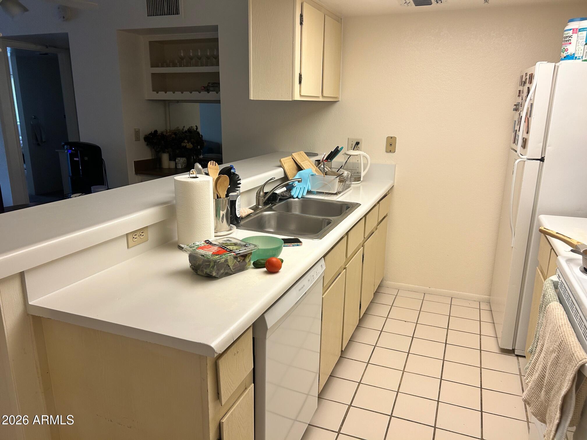 7777 E MAIN Street 234