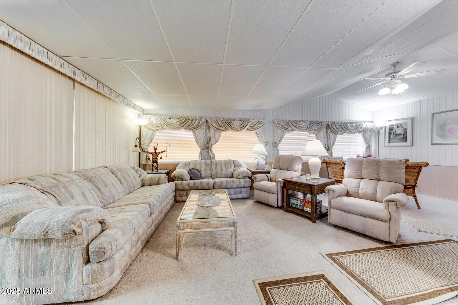 17200 W BELL Road 613