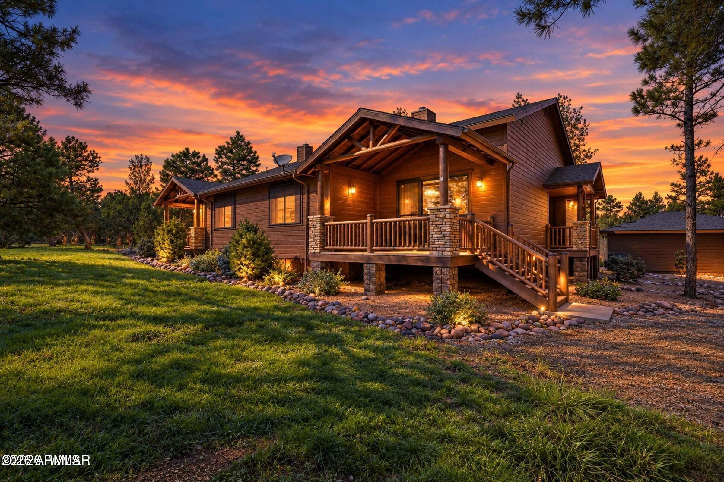 2741 W VILLA Loop