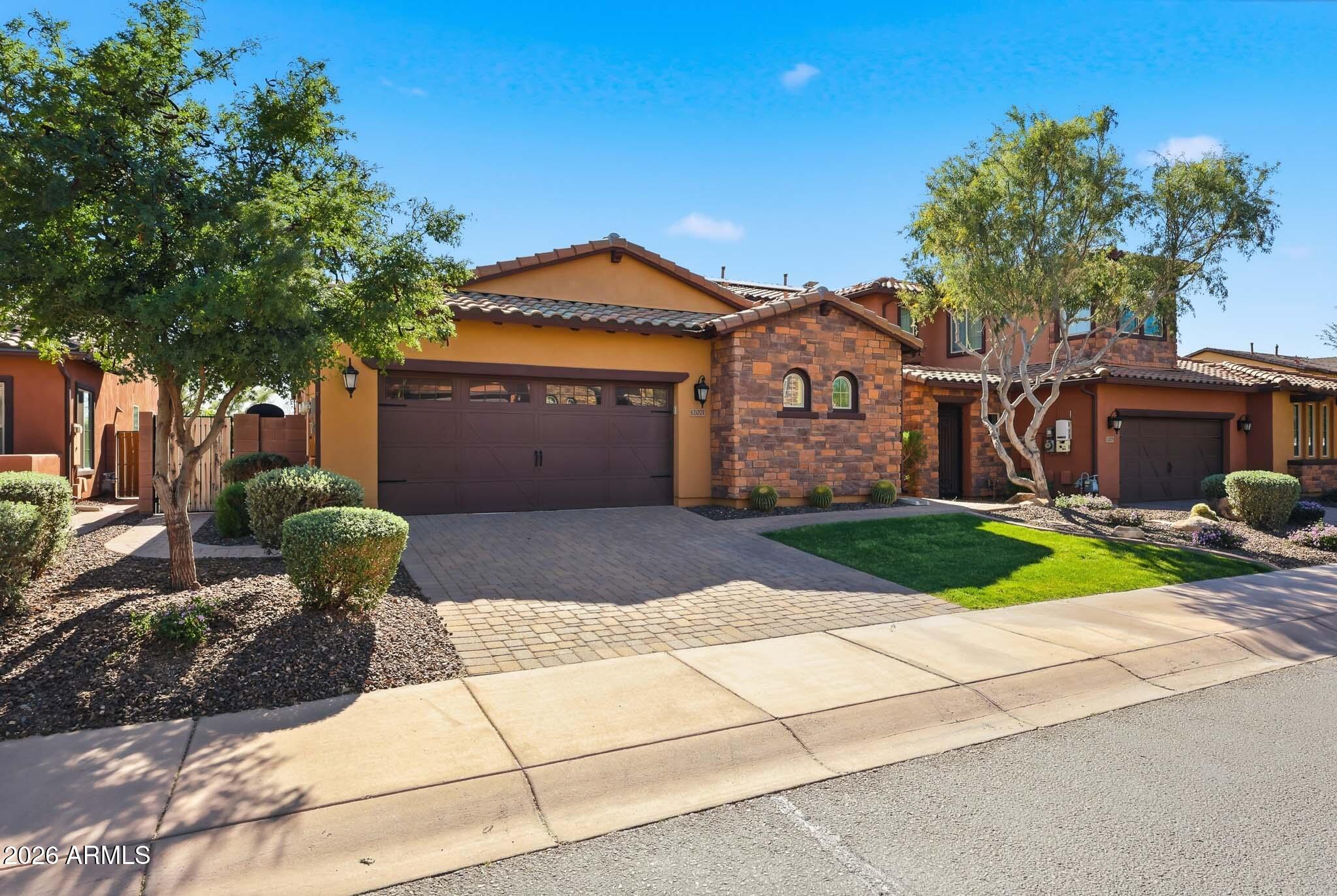 12071 W RED HAWK Drive