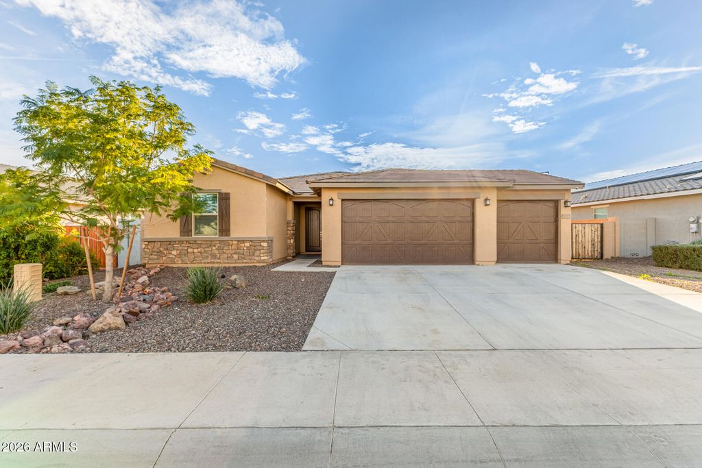 Photo of 18083 W Wolf Street, Goodyear, AZ 85395 (MLS # 6966493)