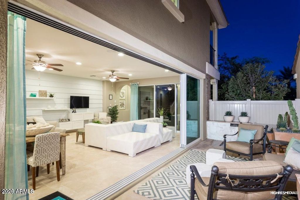 Photo of 1067 S Storment Lane, Gilbert, AZ 85296 (MLS # 6970173)