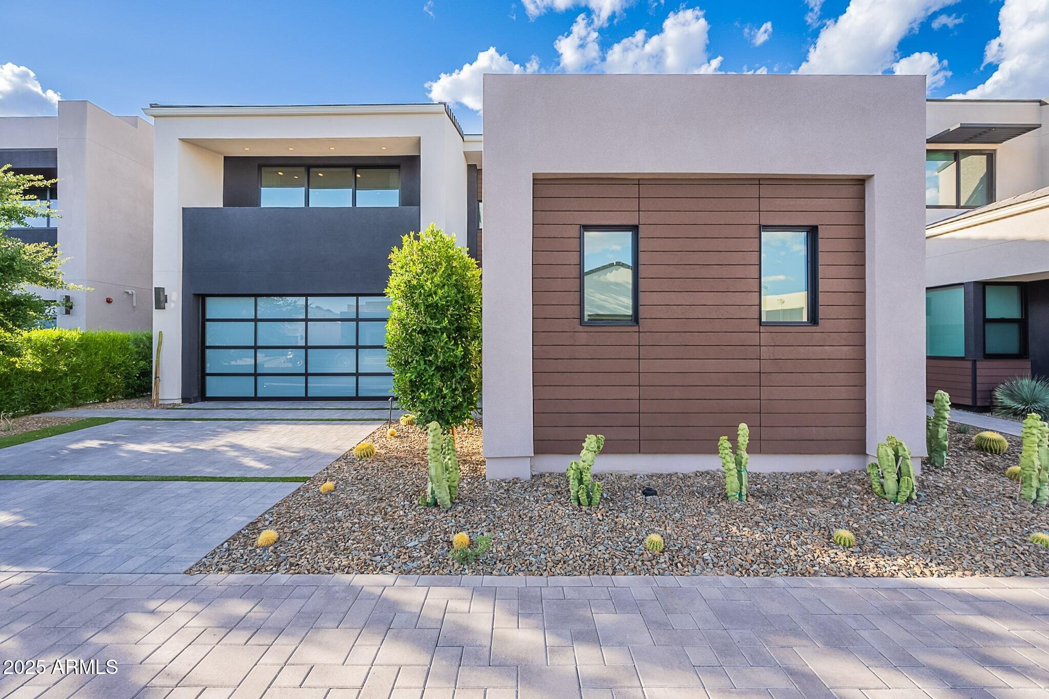 6142 E ALTA HACIENDA Drive