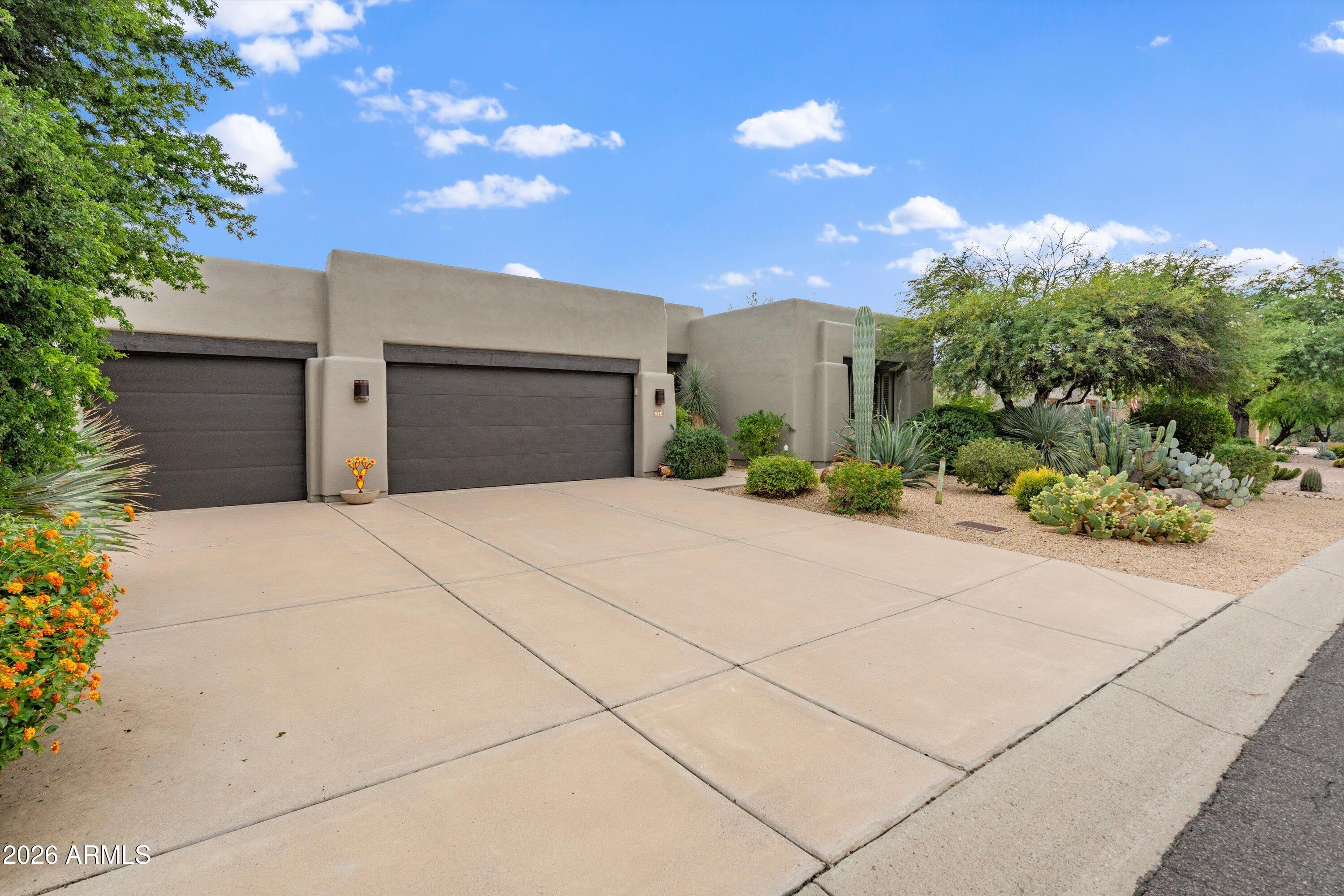 9331 E HIDDEN GREEN Drive