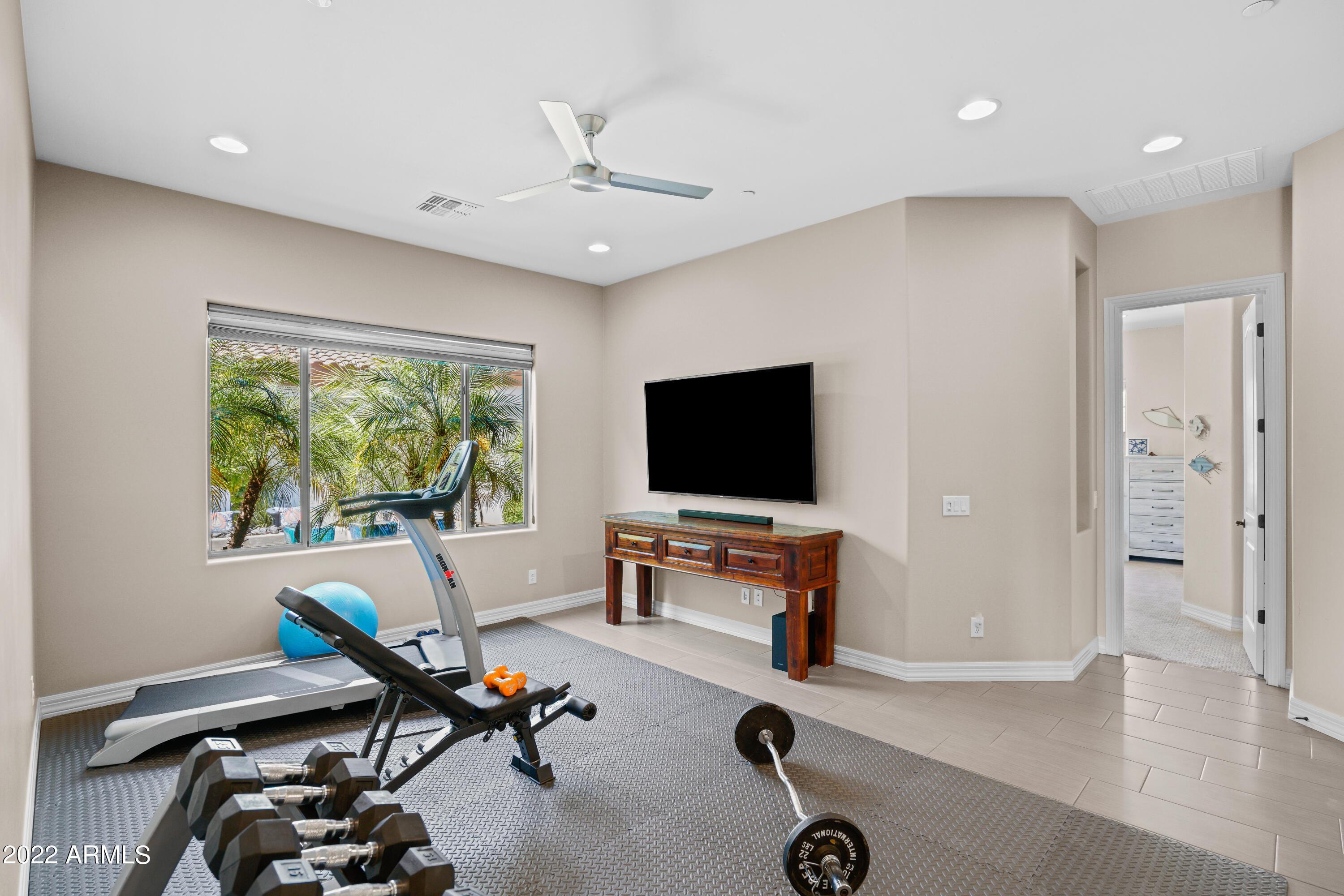 SAGUARO ESTATES - Residential
