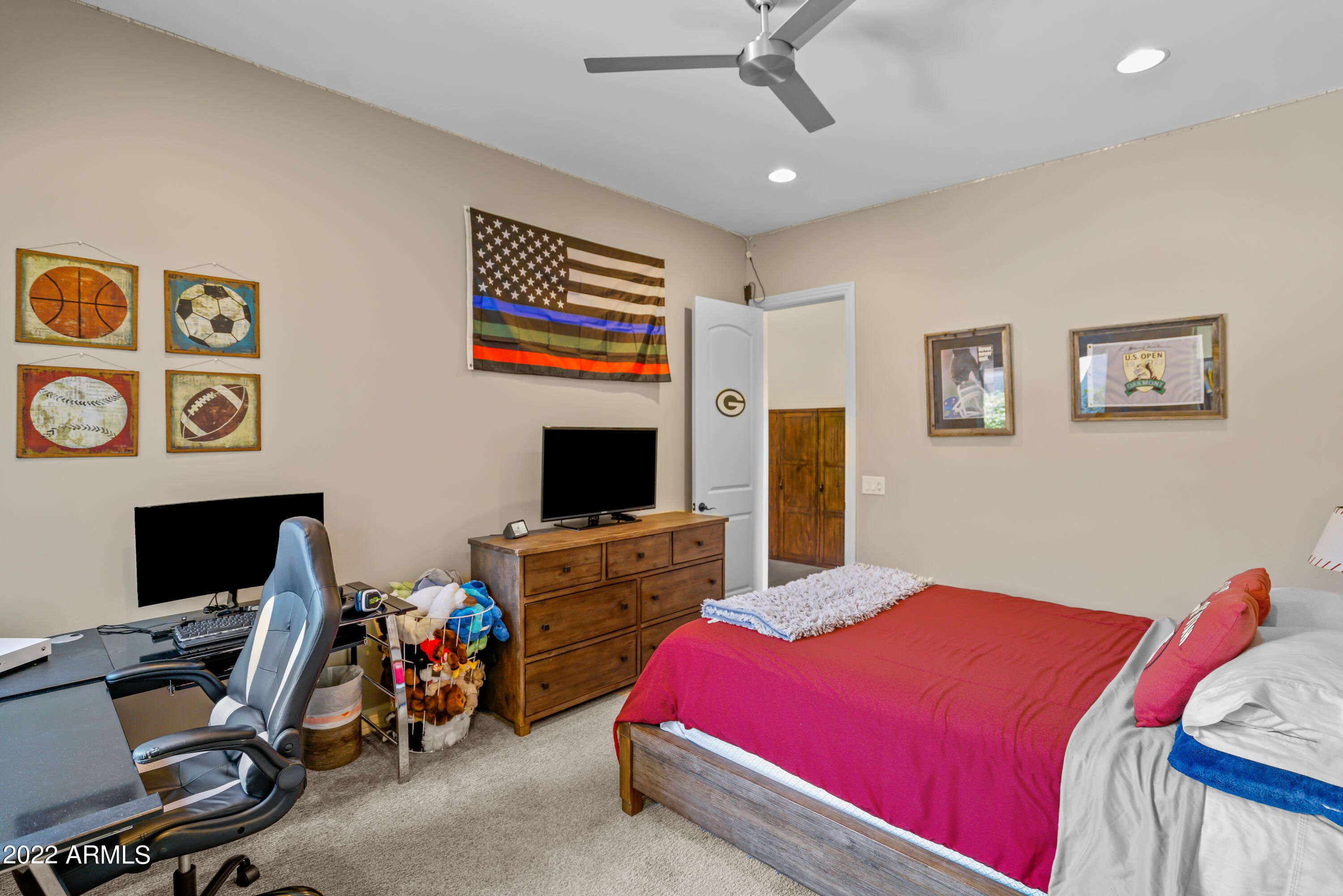 SAGUARO ESTATES - Residential