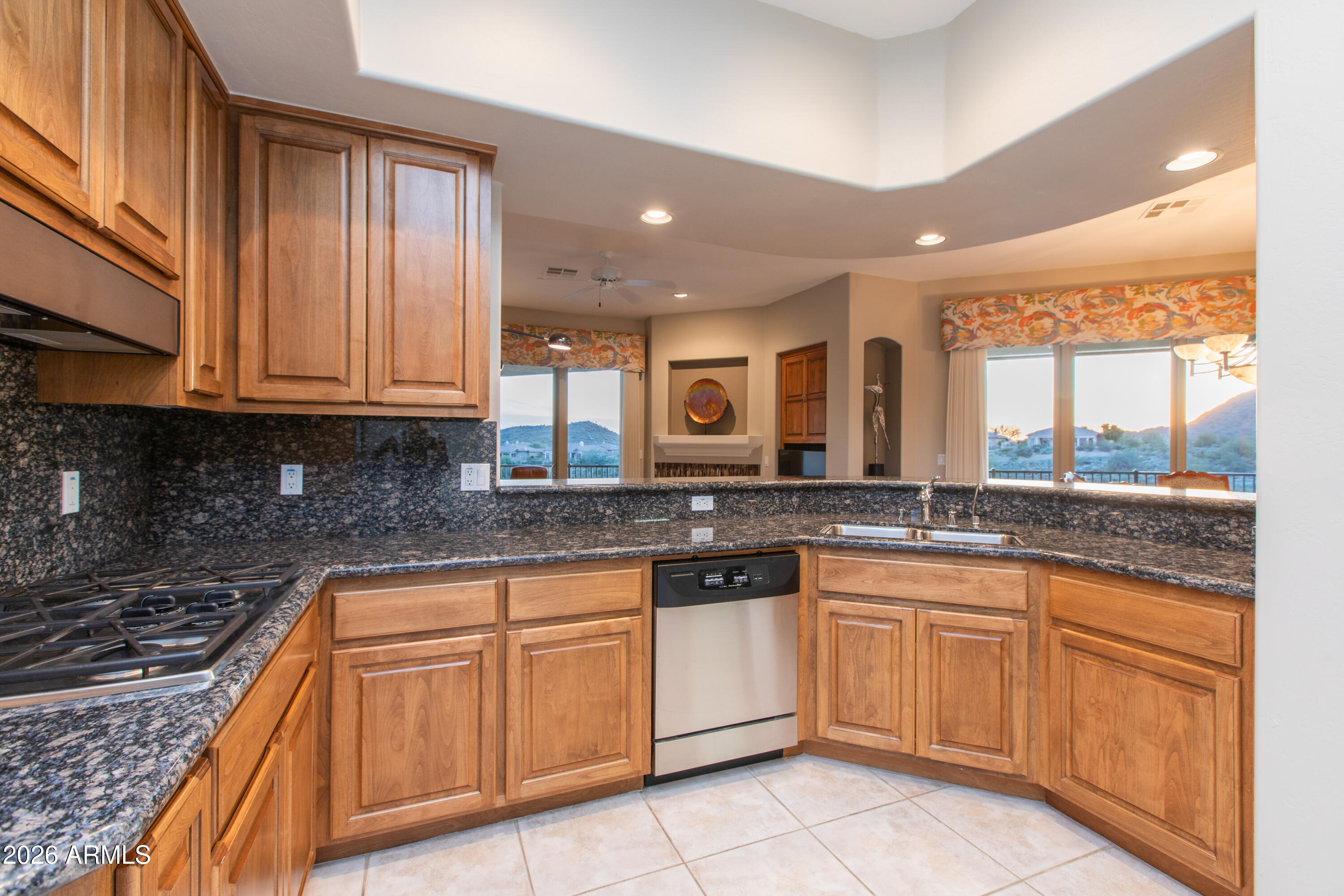 14850 E GRANDVIEW Drive 248