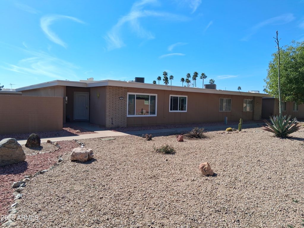 Photo of 13663 N 109th Avenue, Sun City, AZ 85351 (MLS # 6982580)