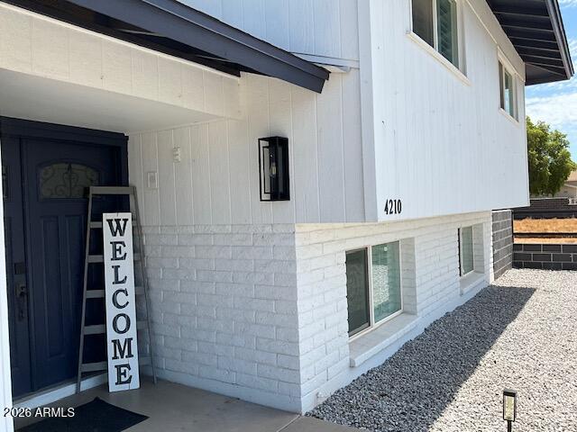 4210 W COUNTRY GABLES Drive