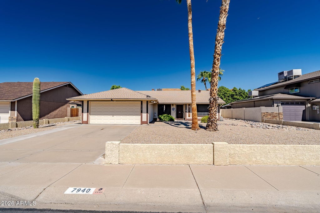 Photo of 7940 W Willow Avenue, Peoria, AZ 85381 (MLS # 7088927)