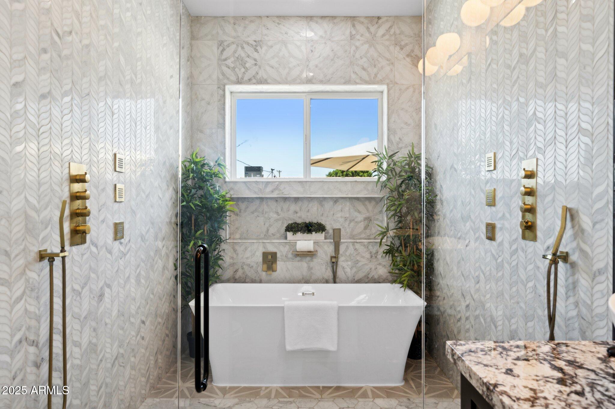 6907 E WILLETTA Street