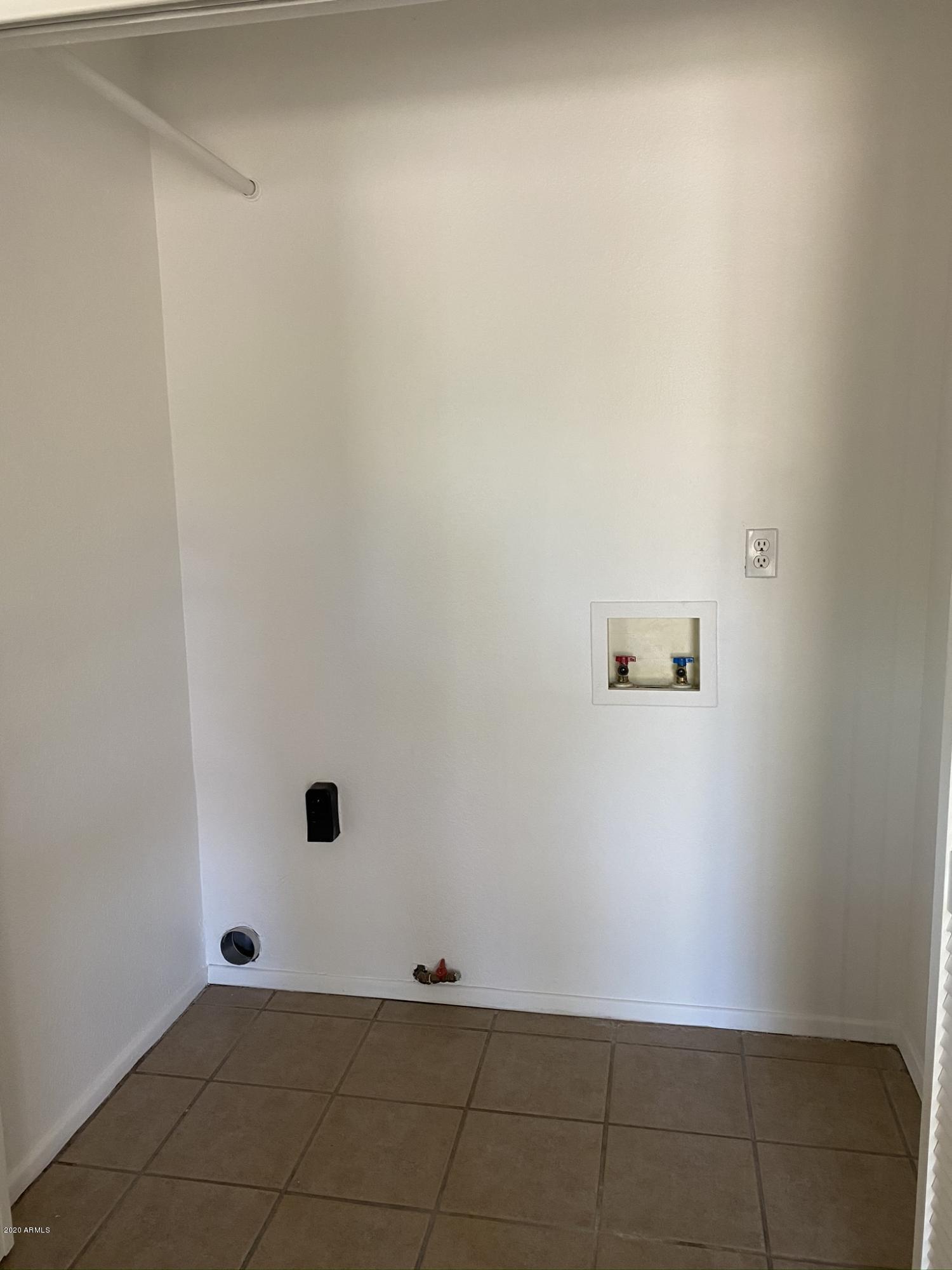 SUMMIT MEADOWS - Residential